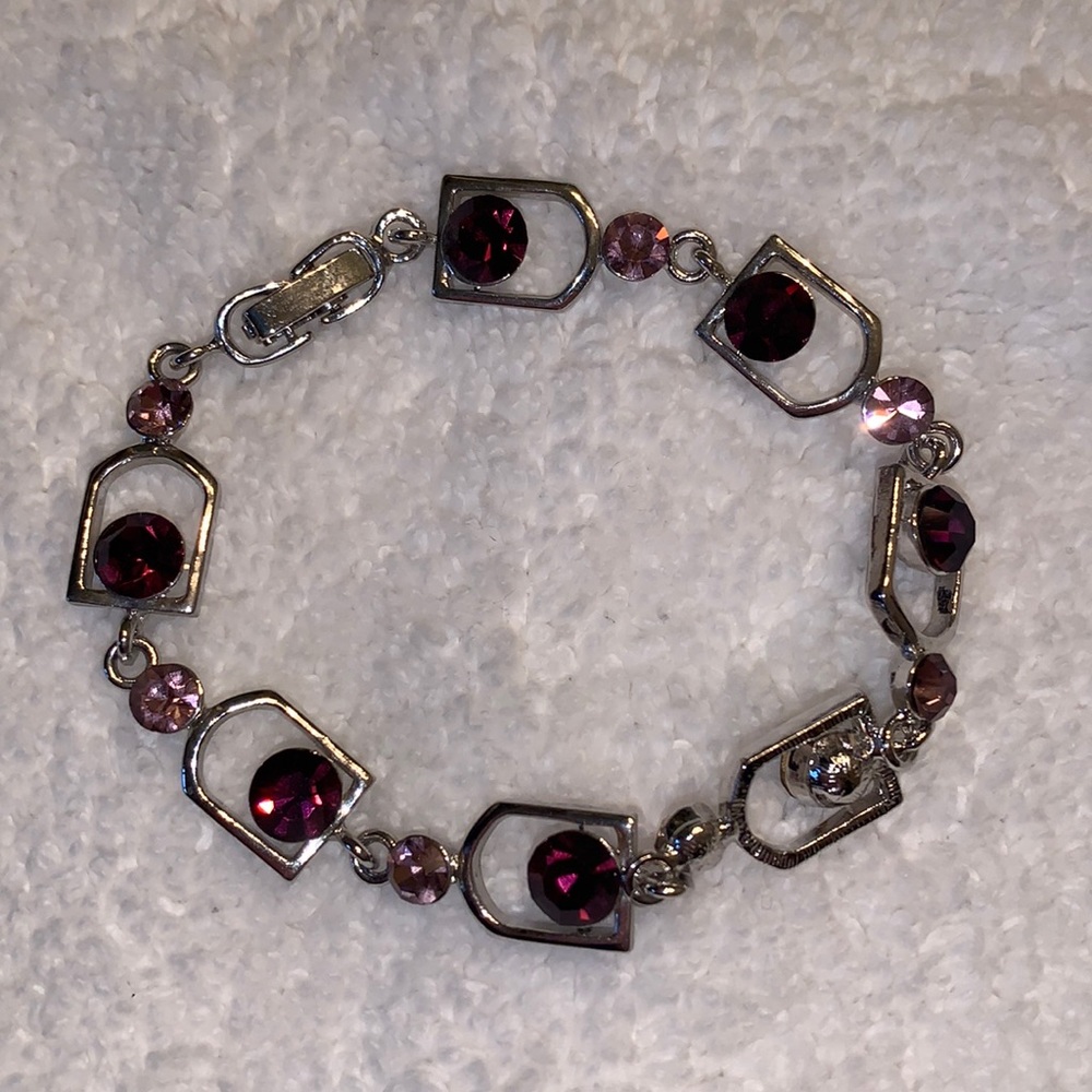 Dark & light purple bracelet w/ clasp